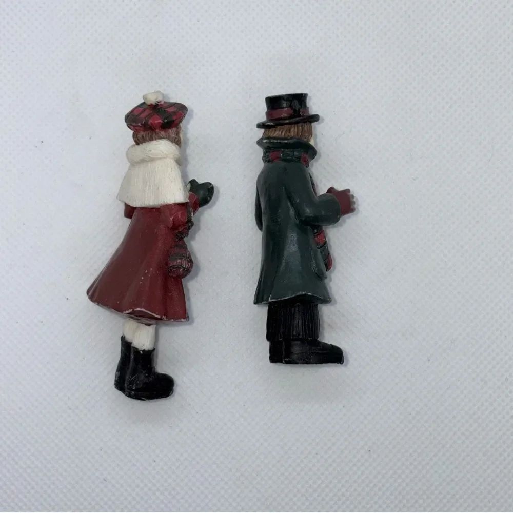 Vintage Lemax Victorian style Holiday Carolers Figurine Set of 4 - Picture 11 of 12